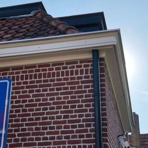 Foto van dakgoot in Gemert